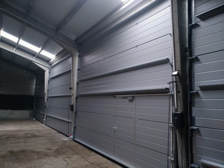 Industri&euml;le sectionaalpoorten Heuvelland 